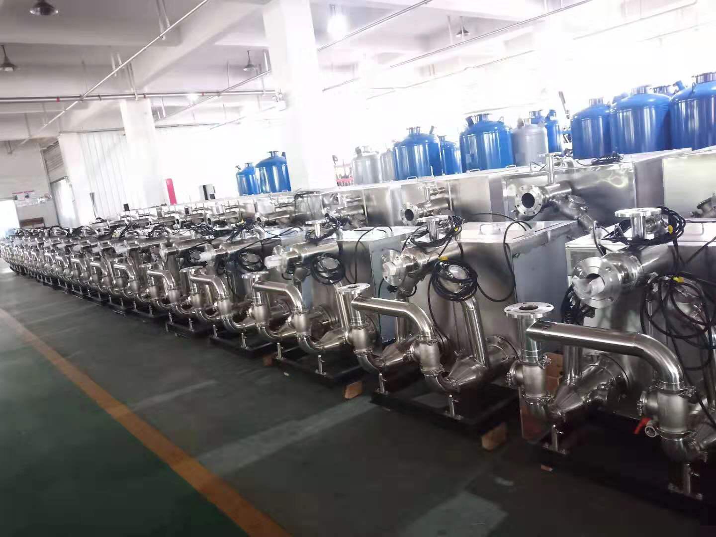 新疆库尔勒金缘门假日酒店污水提升设备